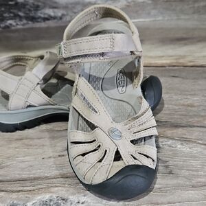 Keen Women's Beige and Black Sport Sandals